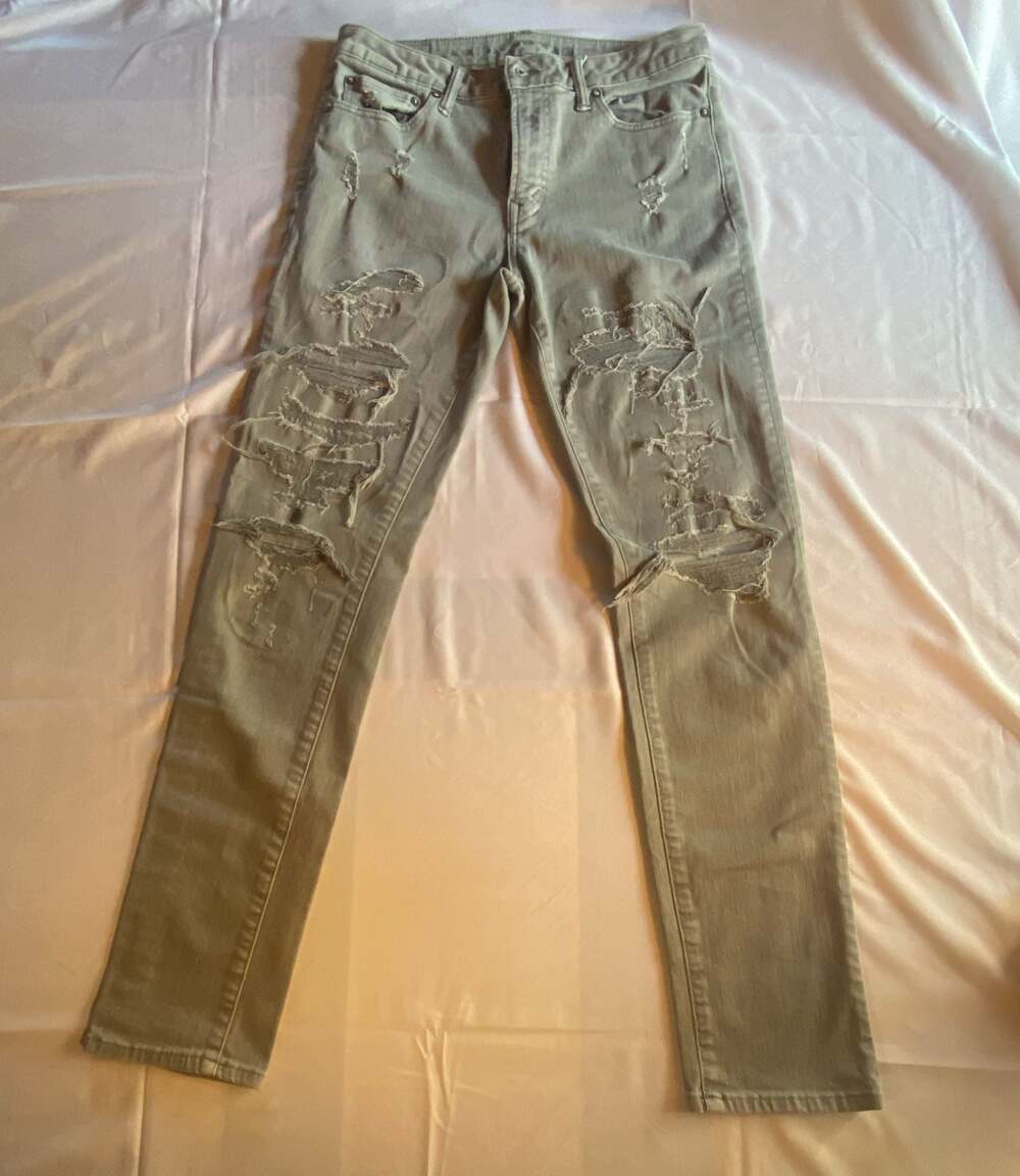 American Eagle Airflex+ Green Distressed Skinny Jeans Size 32x34